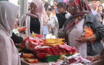 Warga Serbu Pangan Murah Sumedang Jelang Iduladha