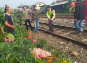 Polsek Cimahi Sigap Evakuasi Korban Terserempet Kereta Api di Kawasan Baros