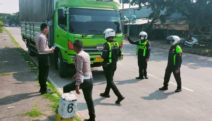 Polisi Bongkar Modus Timbun Solar Subsidi Pakai 20 Pelat