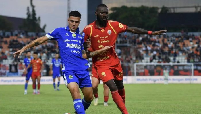 Persib Bandung dan Borneo FC Saling Sikut di Puncak Klasemen Super League