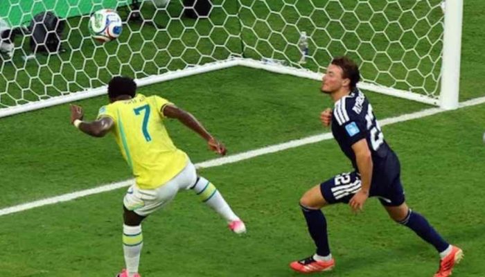 Vinicius Cetak Brace, Brasil Juara Grup C Tanpa Kebobolan