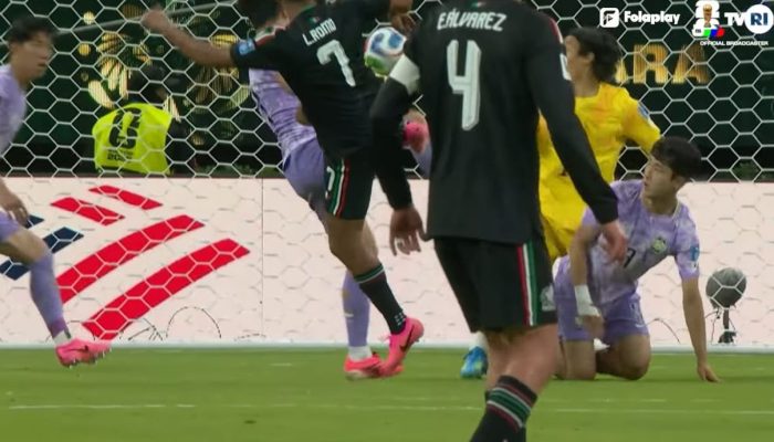 Blunder Kiper Korsel Bawa Meksiko Pimpin Grup A