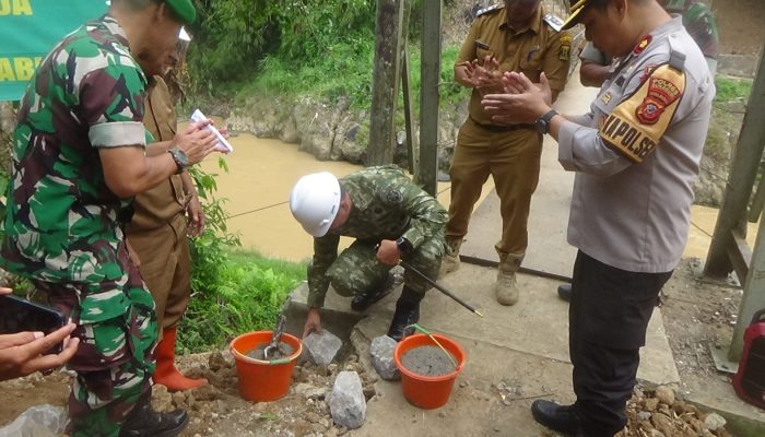 Dandim Beny Mulai Bangun Jembatan Garuda, Urai Sumbatan Nadi Cibadak