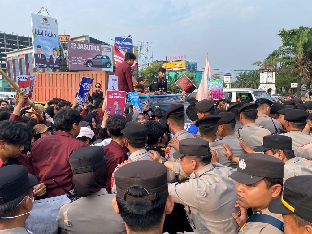 unjuk rasa