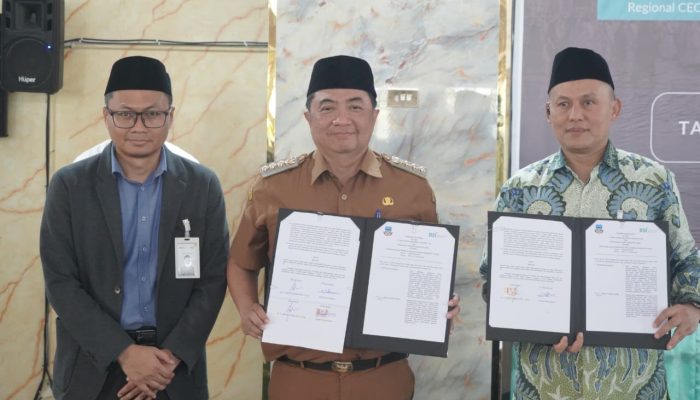 Bupati Syakur Luncurkan “Garut Berhaji”, Cukup Setor Rp25 Juta