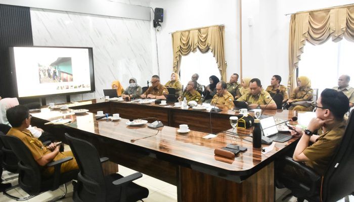 Wabup Fajar Tertibkan Bangunan Liar PKL, Solusi Disiapkan