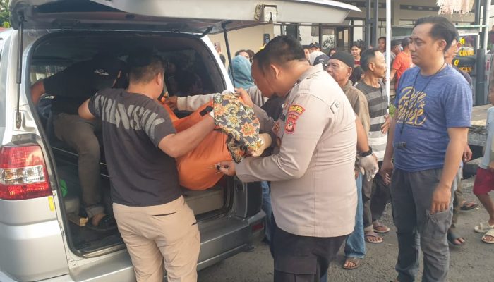 Kejang di Jalan, Pemotor 52 Tahun Tewas di Tugu Kujang