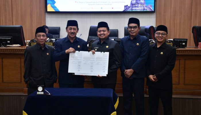Sah! DPRD Sumedang Ketok Dua Raperda Pangan dan Air Minum