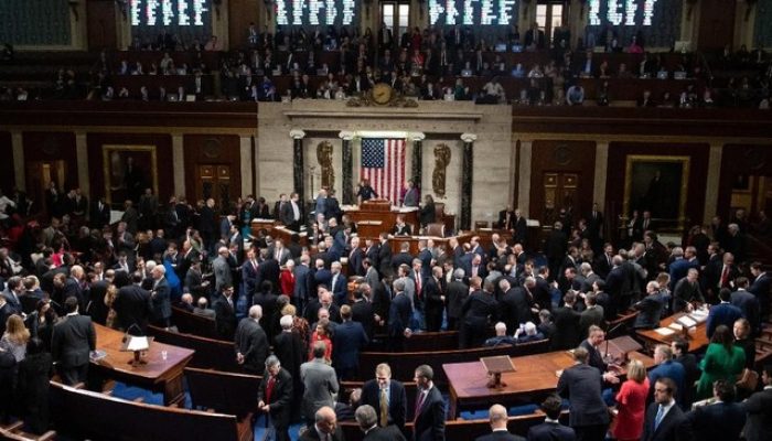 DPR AS Sahkan War Powers Resolution: Trump Terpojok dan Melunak Soal Iran