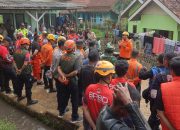 Pria 22 Tahun Ditemukan Tewas Tergantung di Jembatan KA
