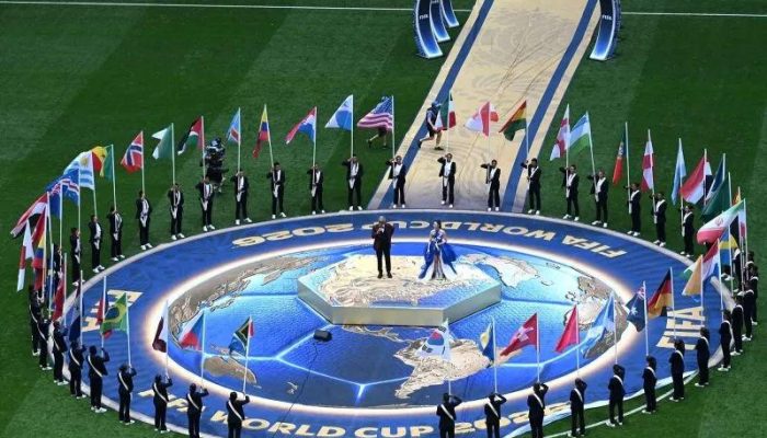 EJAE Kolaborasi dengan Andrea Bocelli Bawakan Lagu Resmi Piala Dunia FIFA