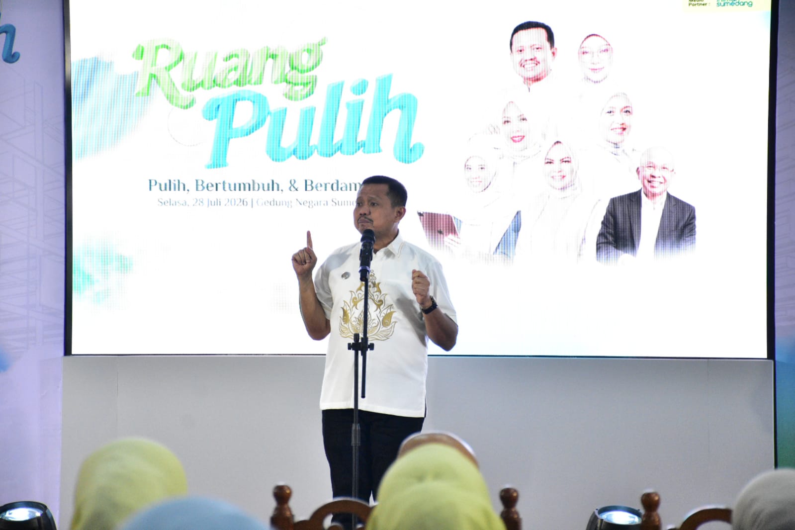 Bupati Sumedang, Dony Ahmad Munir