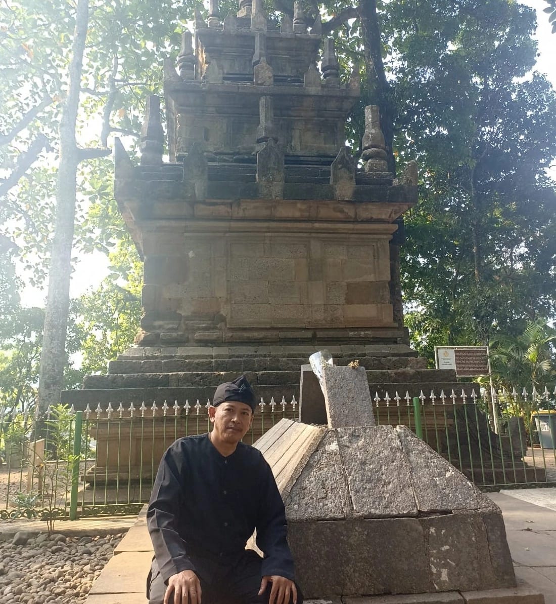 Candi Cangkuang