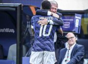 Deschamps Pamit, Mbappe Buru Rekor di Laga “Tak Diinginkan”