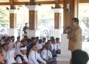 Bupati Dony Lantik Forum OSIS, Cetak Pemimpin Muda Berkarakter