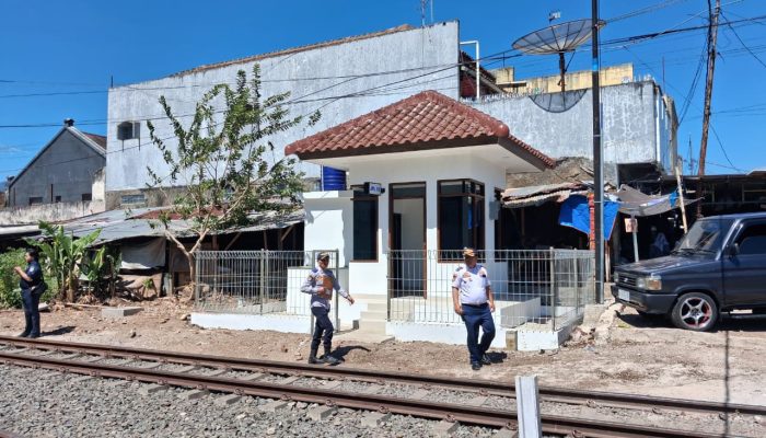 KAI Serahkan Pos JPL 19 ke Pemkab Garut, Keselamatan Naik!