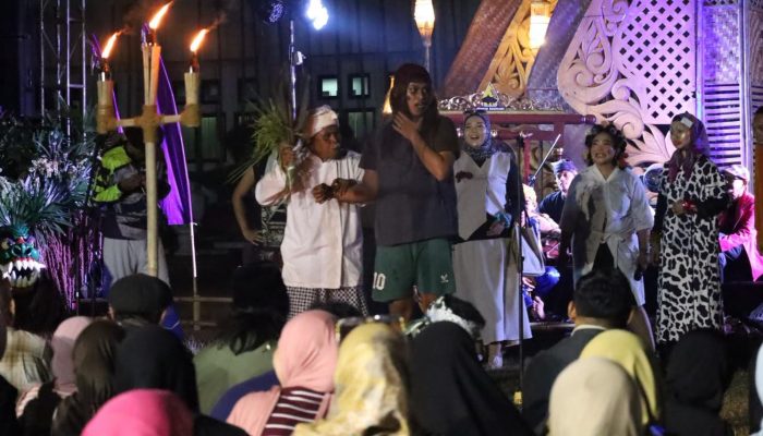 Longser “Tamu Agung” Hidup Lagi, Sindir Pejabat Lewat Tawa