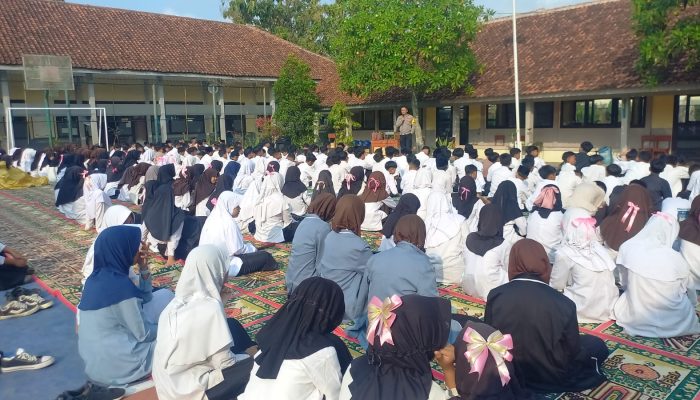 MPLS SMPN 19 Tasik: Polisi Tanamkan Disiplin Sejak Dini