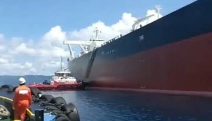 Iran Tolak Usulan Oman, Ancam Tutup Selat Hormuz Permanen
