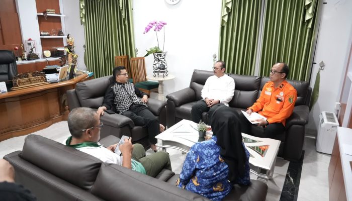 27 Kecamatan Bandung Siaga Kekeringan, KDS Gelar Operasi Toren dan Pompa Citarum