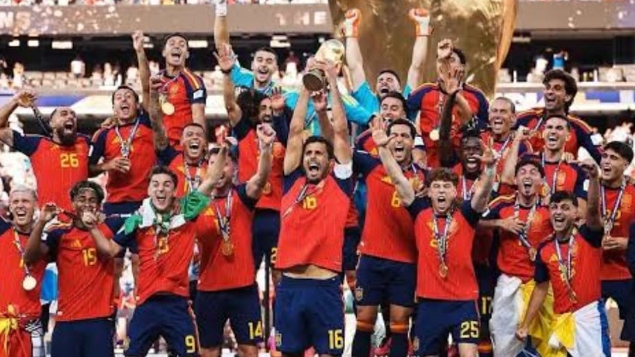 Spanyol Juara