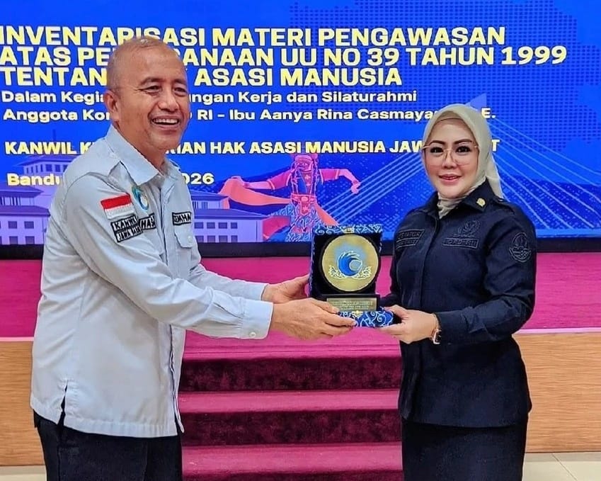 Aanya Rina Casmayanti