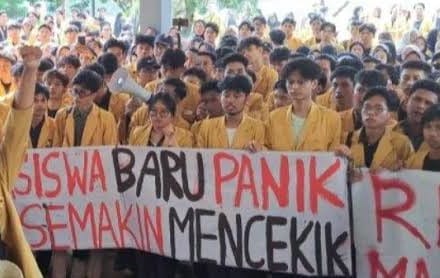 UKT Mencekik