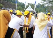 Bupati Sukabumi Asep Japar menghadiri peringatan Harganas ke-33 Tahun 2026 di Tempat Wisata Cinumpang, Kecamatan Kadudampit.
