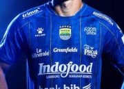 Persib Bandung memperkenalkan jersey baru untuk kompetisi musim 2026/2027 di Bandung Arena.