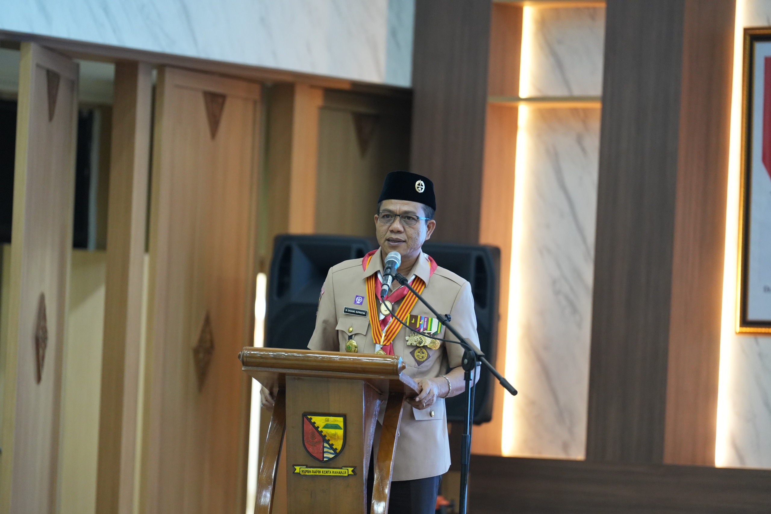 Bupati Bandung Dadang Supriatna saat menyampaikan edukasi pajak daerah di Gedung Moch. Toha, Soreang, Kabupaten Bandung.