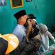 Jasad anak 11 tahun yang ditemukan di saluran irigasi Karawang usai pencarian sejak Selasa malam.