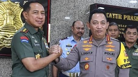 Panglima TNI dan Kapolri Kompak dengan Wajah Cerah Ceria