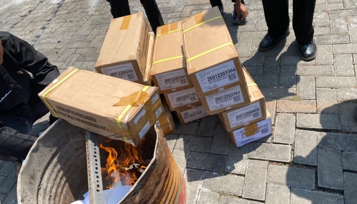 Disdukcapil Garut Musnahkan 13.849 KTP-el, Cegah Penyalahgunaan Data