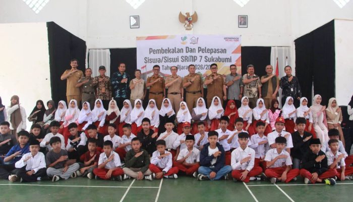 Sekda Sukabumi Terima 60 Siswa SRMP 7, Tekankan Disiplin dan Kemandirian