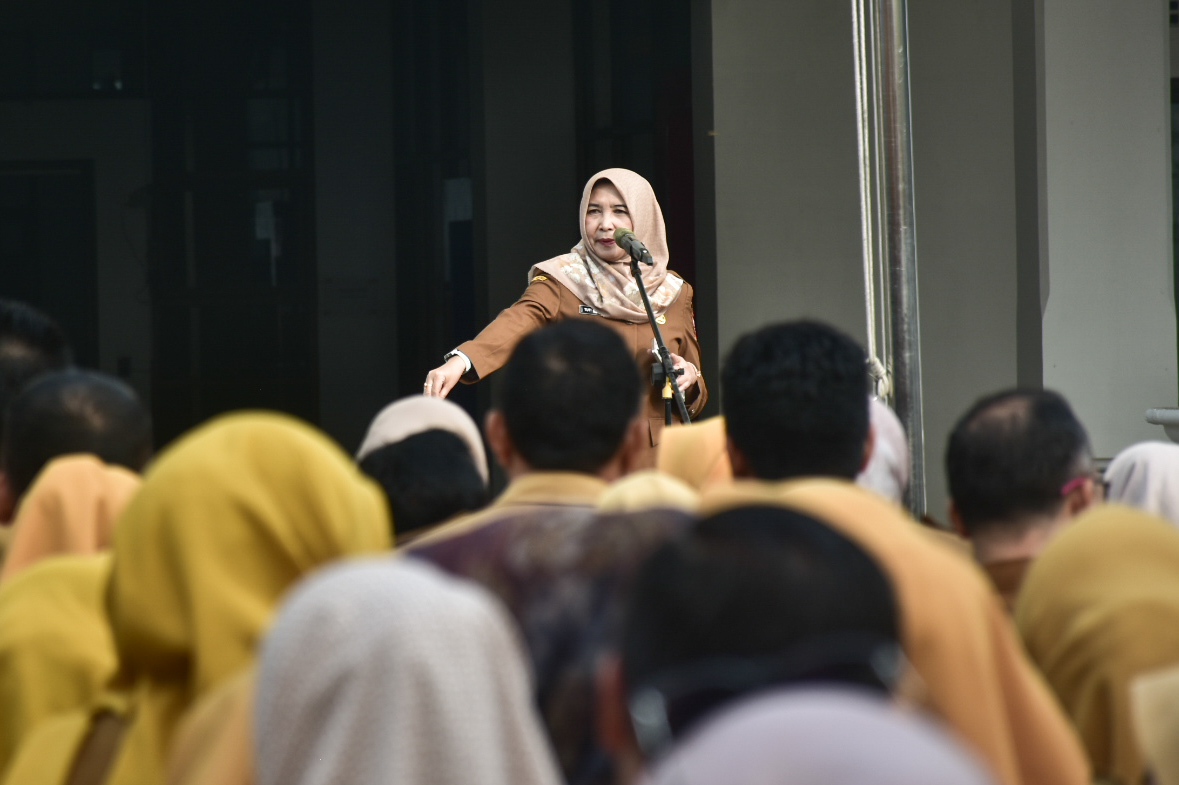 Sekda Sumedang Tuti Ruswati mengajak ASN taat membayar PBB 2026
