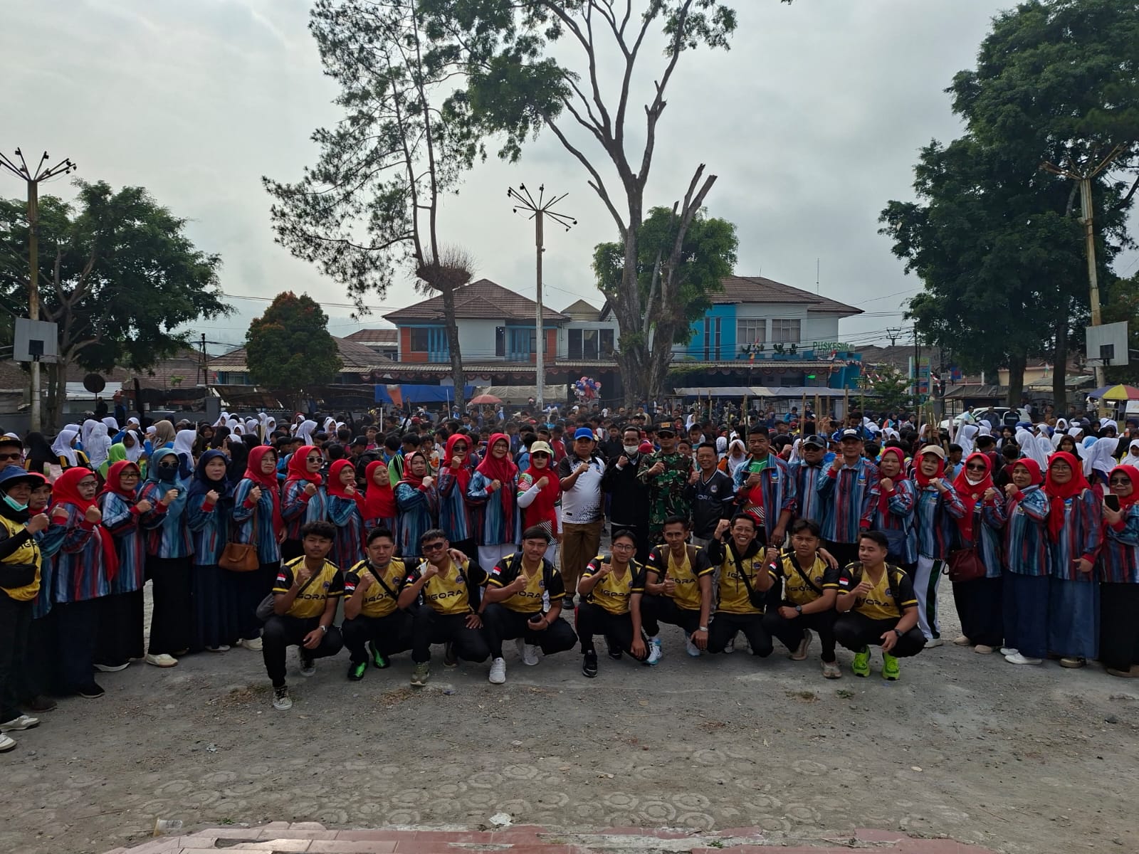 Peserta mengikuti persiapan seleksi atlet KORMI Kecamatan Cikajang untuk FORKAB Kabupaten Garut 2026.