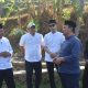 Bupati Sumedang H. Dony Ahmad Munir (kiri)