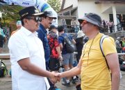 Peserta Dubai Puji Sumedang di Paralayang Batudua