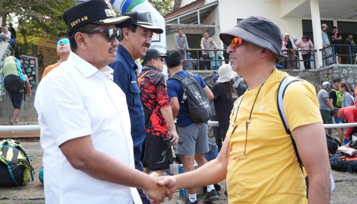 Peserta Dubai Puji Sumedang di Paralayang Batudua