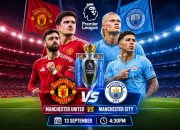 Manchester United menghadapi Manchester City dalam Derby Manchester di Old Trafford.