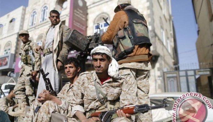 Pertempuran Yaman Memanas, Houthi dan Pemerintah Rebutan Jalur Strategis