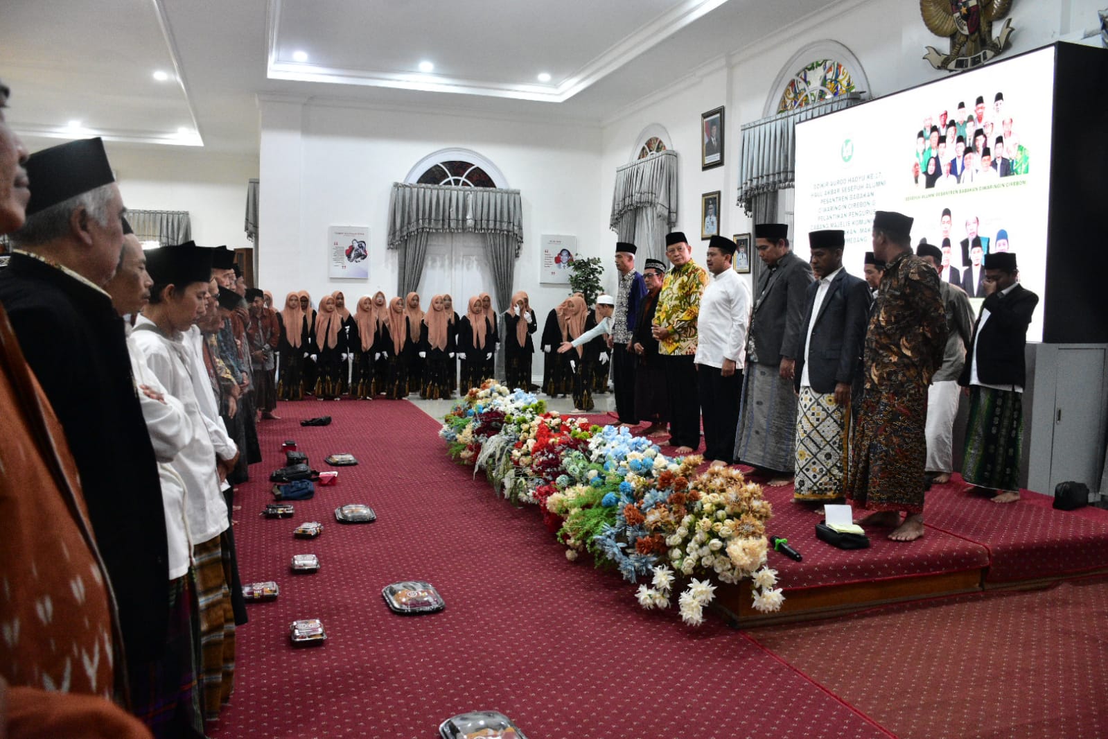 Dony Ahmad Munir menghadiri Zikir Aurad Hadiyyu ke-17, Haol Akbar Sesepuh Alumni Babakan Ciwaringin, dan pelantikan Pengurus Cabang Makom Albab
