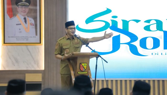 Abu Vulkanik Merambah Bandung Raya, KDS Minta Warga Tingkatkan Kewaspadaan