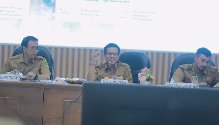 Seragam Damkar Cuma Satu, KDS Minta Pos dan Armada Ditambah