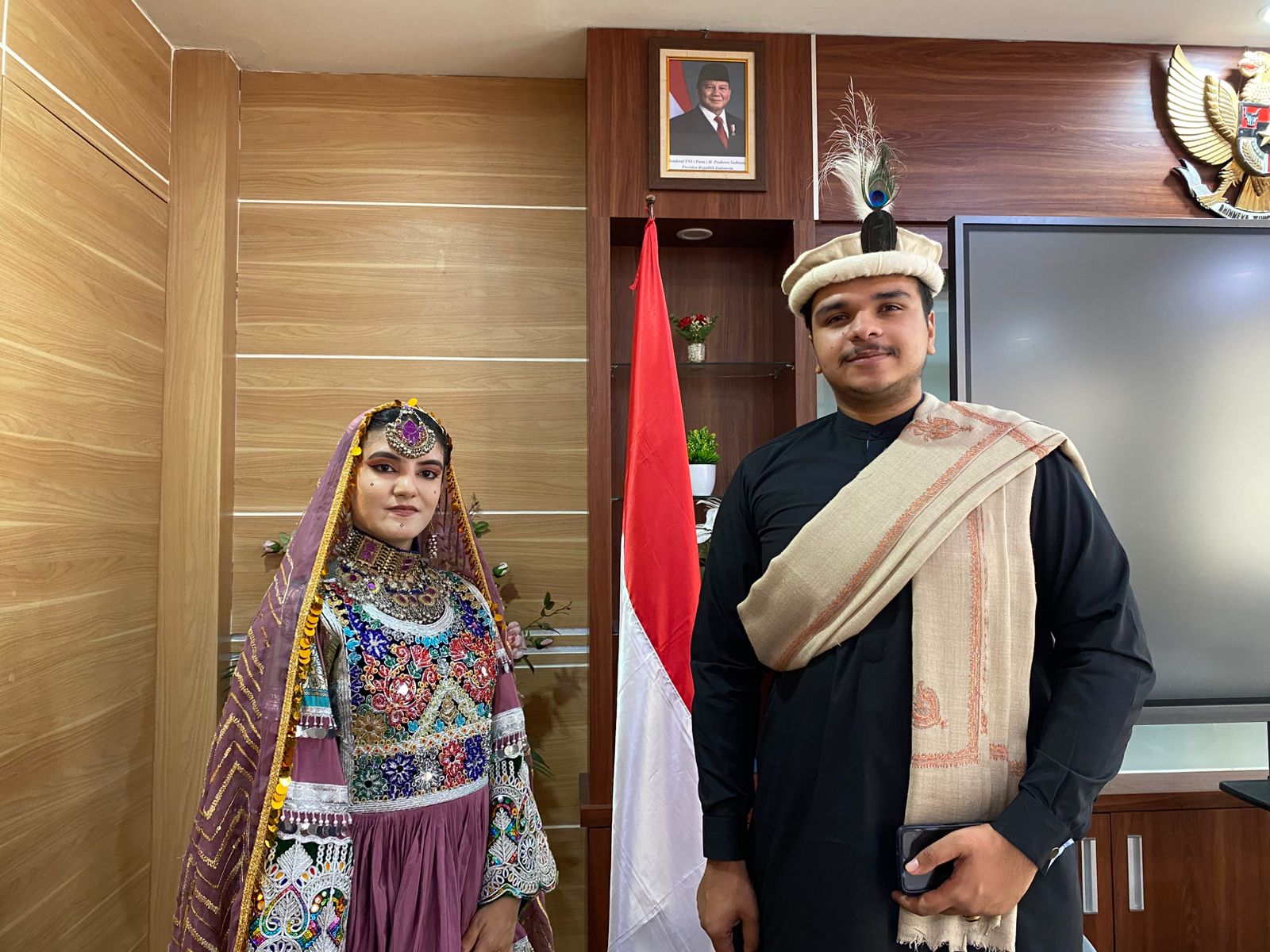 Mahasiswa internasional asal Pakistan dan Afghanistan menempuh pendidikan di Universitas Singaperbangsa Karawang.