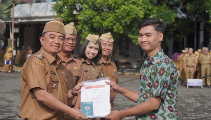 Bupati Garut Lantik dua PNS Asal Luar Daerah