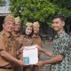 Bupati Garut Abdusy Syakur Amin memimpin apel gabungan dan pelantikan PNS di Lapangan Setda Garut.