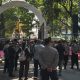 Massa PASKIBAR dan LBH Laskar Kian Santang menggelar aksi unjuk rasa, Polisi Sigap Mengamankan Aksi