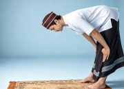 Keutamaan Rukuk dalam Sholat: Ketundukan Fisik yang Mengangkat Derajat Hamba