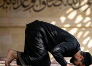 Shalat Rawatib: 12 Rakaat Penjaga Istana Surga